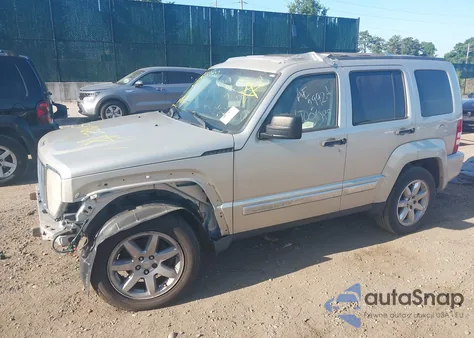 2008 Jeep Liberty Limited Edition из США, поврежденный, VIN 1J8GN58K78W240554